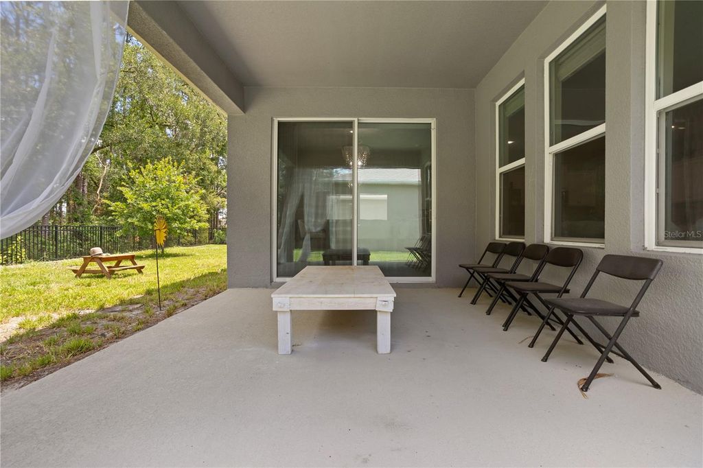 Image 39 of property listing at 548 SHAELYN PLACE, Deland, FL 32724