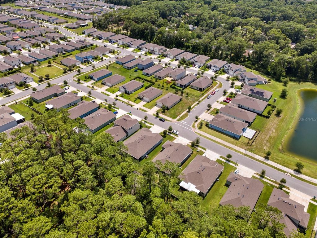 Image 48 of property listing at 548 SHAELYN PLACE, Deland, FL 32724