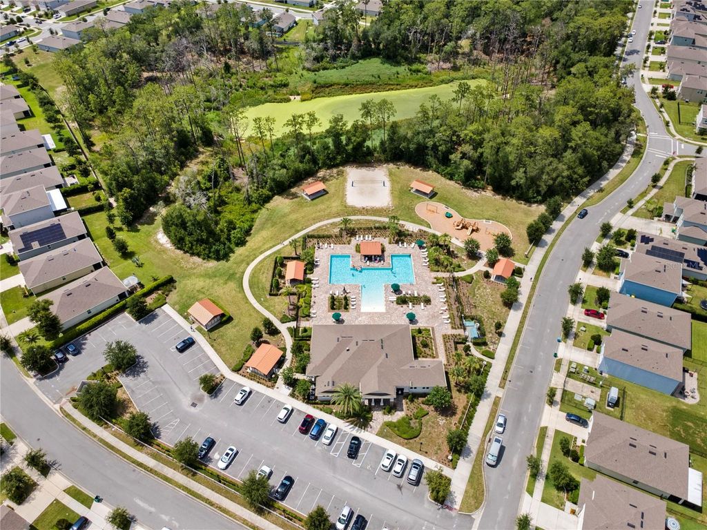 Image 53 of property listing at 548 SHAELYN PLACE, Deland, FL 32724
