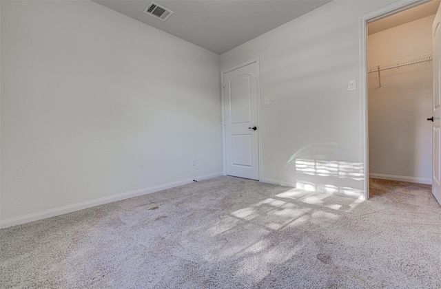 1240 Twin Estates DR, Kyle, TX 78640