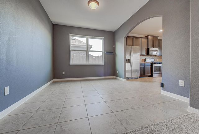 1240 Twin Estates DR, Kyle, TX 78640