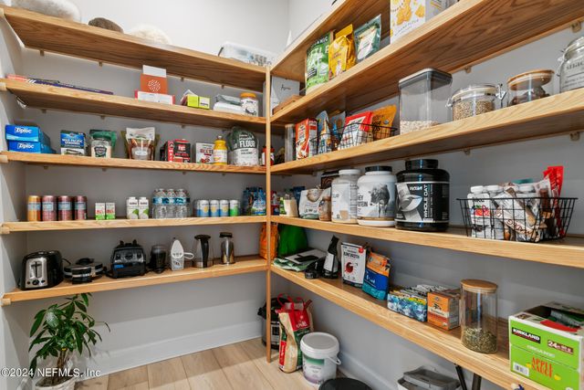 10020 INVENTION Lane, Jacksonville, FL 32256