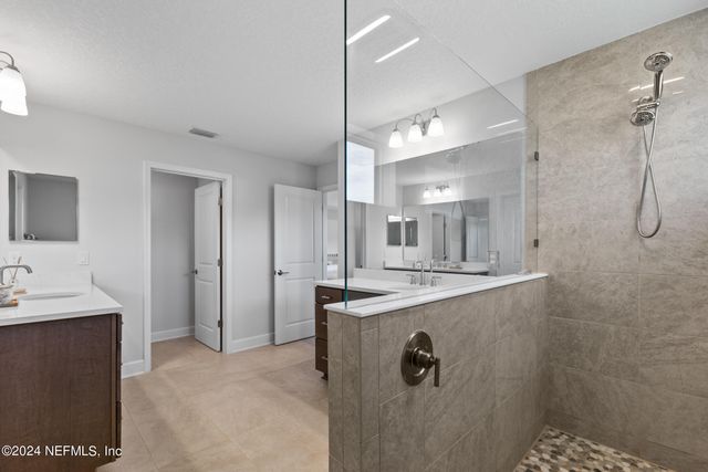 10020 INVENTION Lane, Jacksonville, FL 32256