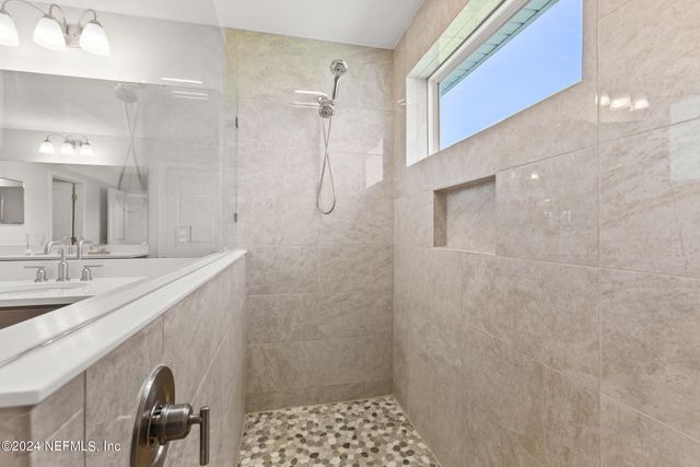 10020 INVENTION Lane, Jacksonville, FL 32256