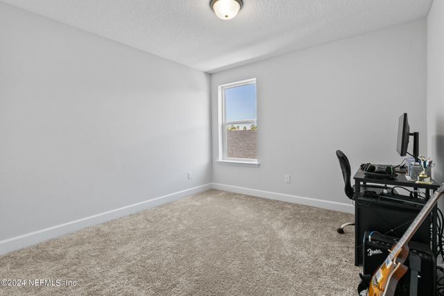 10020 INVENTION Lane, Jacksonville, FL 32256