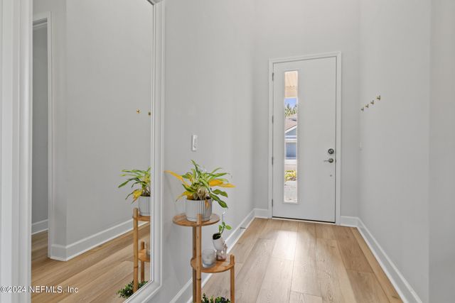 10020 INVENTION Lane, Jacksonville, FL 32256