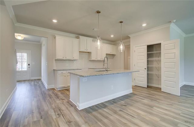3760 Ivy Cottage Drive, Snellville, GA 30039