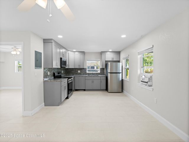 101 Deland Avenue 3, Indialantic, FL 32903