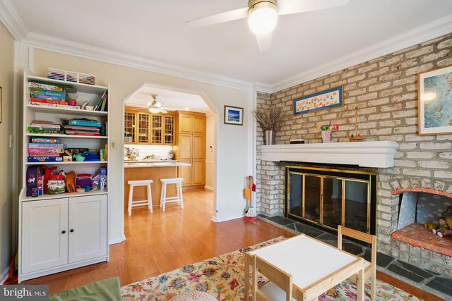 9201 COPENHAVER DR, Potomac, MD 20854