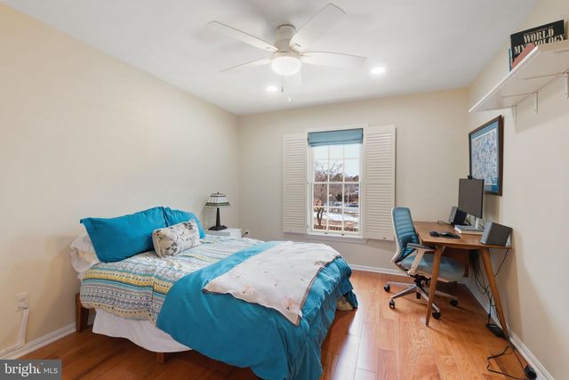 9201 COPENHAVER DR, Potomac, MD 20854