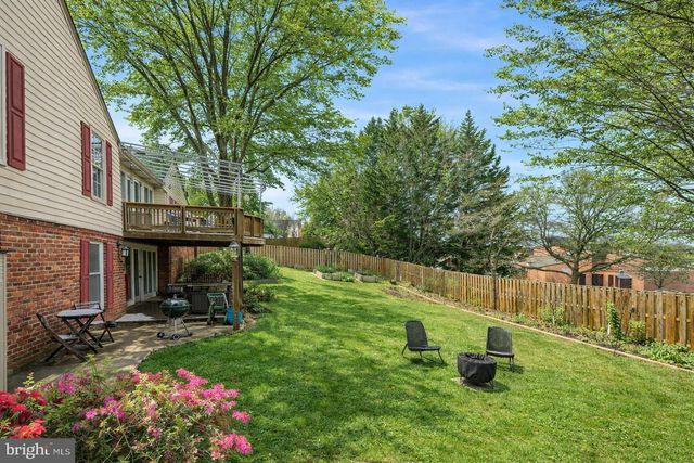 9201 COPENHAVER DR, Potomac, MD 20854