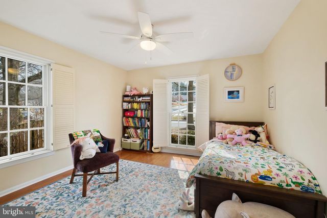 9201 COPENHAVER DR, Potomac, MD 20854