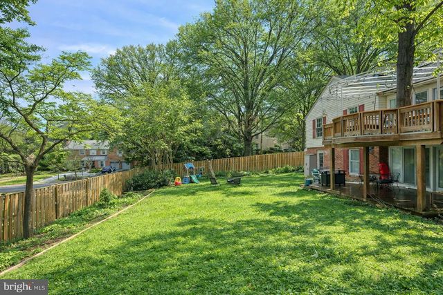 9201 COPENHAVER DR, Potomac, MD 20854