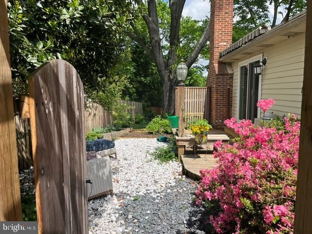 9201 COPENHAVER DR, Potomac, MD 20854