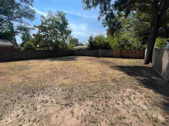 2969 DANVILLE DR, Memphis, TN 38118