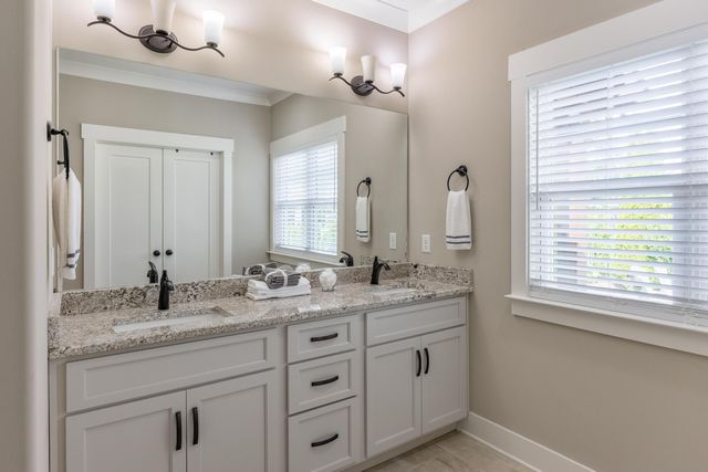 11031 Prairie Lake Drive, Apison, TN 37302