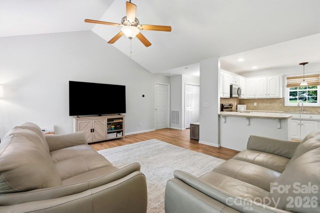 6530 Fly A Way Drive, Denver, NC 28037