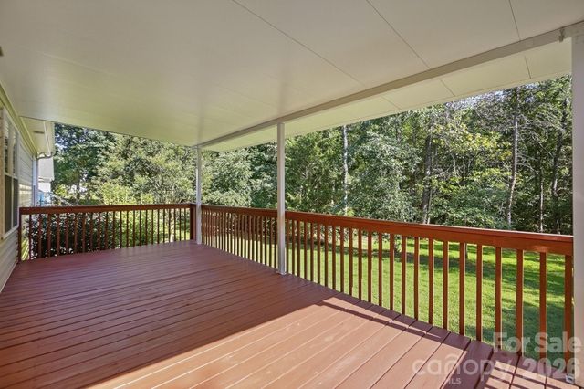 6530 Fly A Way Drive, Denver, NC 28037