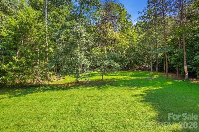 6530 Fly A Way Drive, Denver, NC 28037