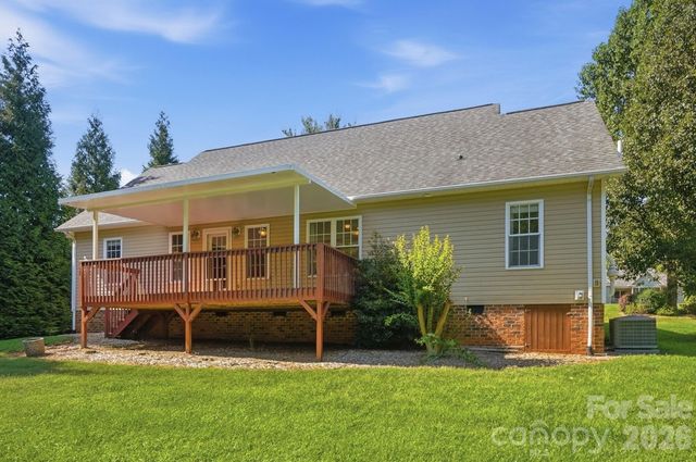 6530 Fly A Way Drive, Denver, NC 28037