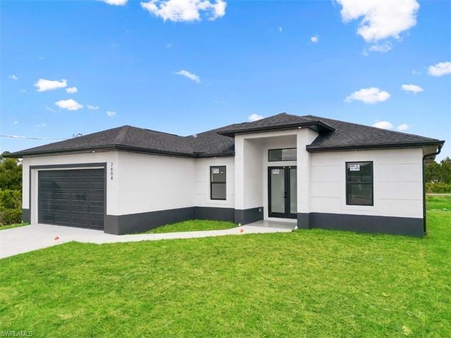 17 W 7th ST, Lehigh Acres, FL 33972