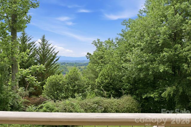 65 Buckle Ridge, Weaverville, NC 28787