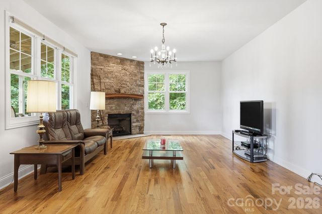 65 Buckle Ridge, Weaverville, NC 28787