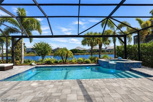 6061 Lucaya WAY, Naples, FL 34113