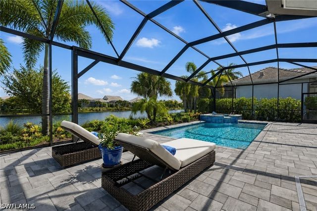 6061 Lucaya WAY, Naples, FL 34113