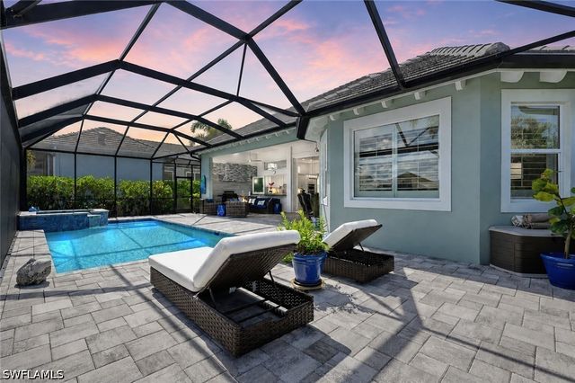 6061 Lucaya WAY, Naples, FL 34113