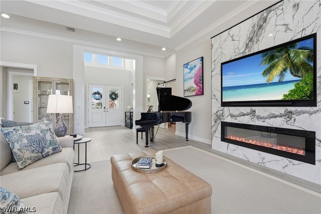6061 Lucaya WAY, Naples, FL 34113