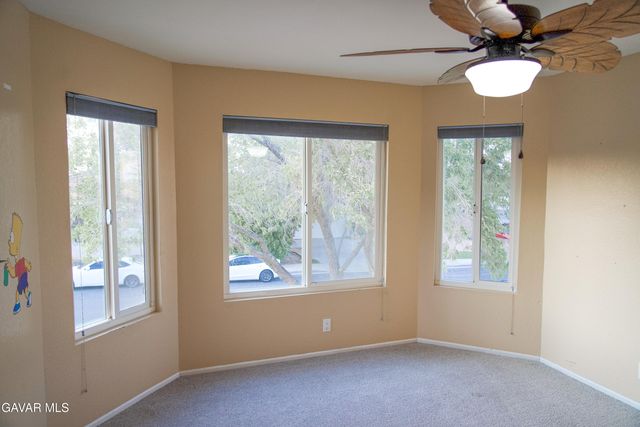 640 W Ave Q12, Palmdale, CA 93551