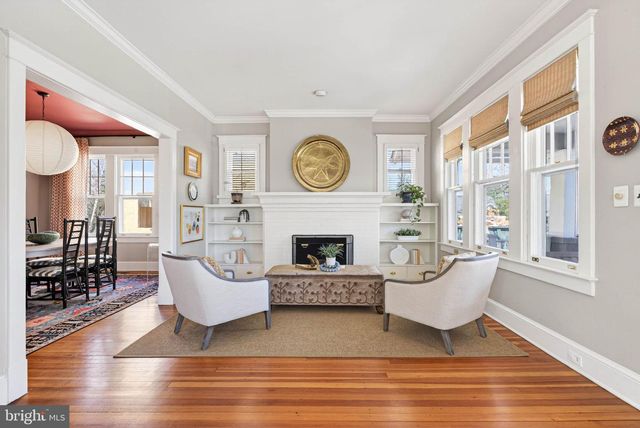 1816 N KENMORE ST, Arlington, VA 22207