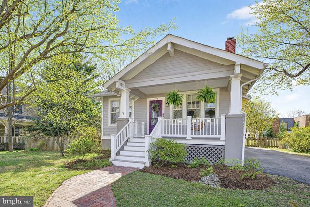 1816 N KENMORE ST, Arlington, VA 22207
