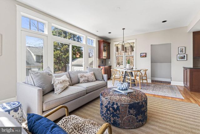 1816 N KENMORE ST, Arlington, VA 22207