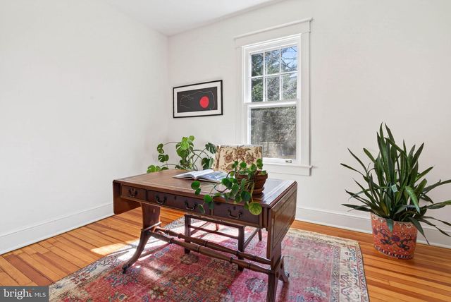 1816 N KENMORE ST, Arlington, VA 22207