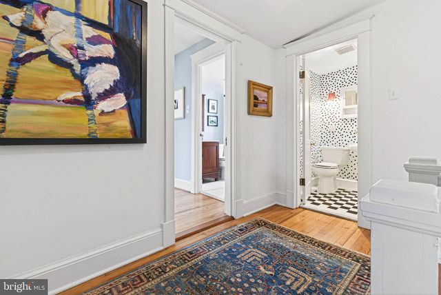 1816 N KENMORE ST, Arlington, VA 22207