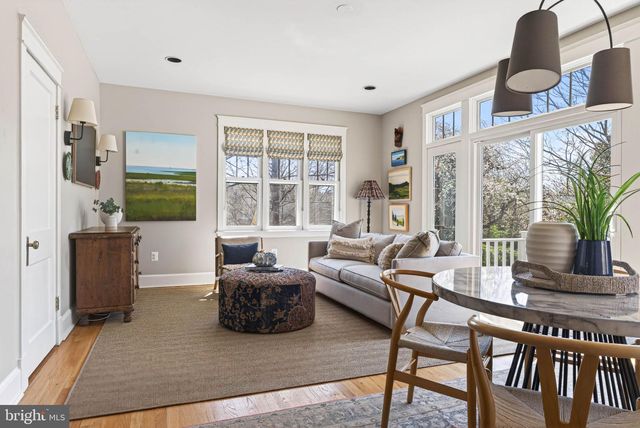 1816 N KENMORE ST, Arlington, VA 22207