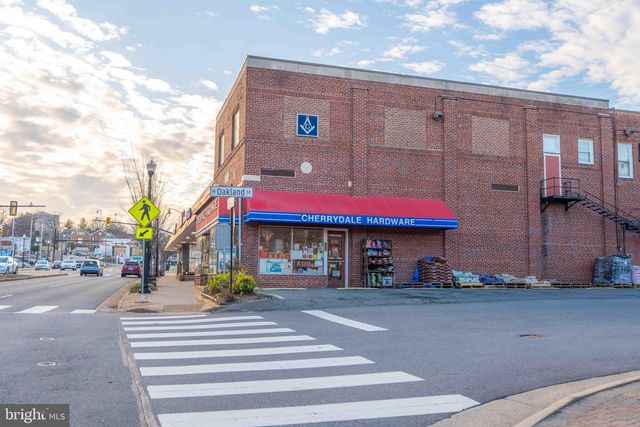 1816 N KENMORE ST, Arlington, VA 22207