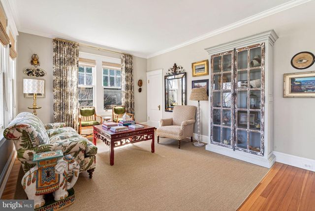 1816 N KENMORE ST, Arlington, VA 22207