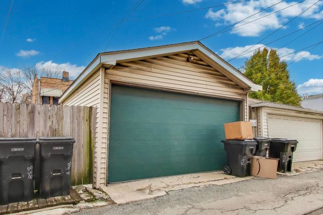 902 S Claremont Avenue, Chicago, IL 60612