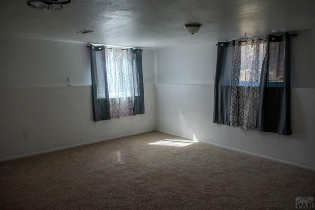 39 MacAlester Rd, Pueblo, CO 81001