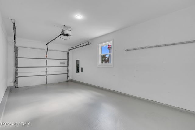 42 Sidney Court, Brick, NJ 08724