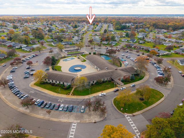 42 Sidney Court, Brick, NJ 08724