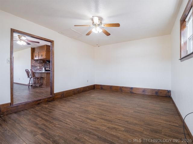 2094 Hartshorne Adamson Road, Hartshorne, OK 74547