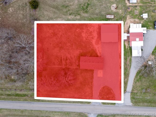 2094 Hartshorne Adamson Road, Hartshorne, OK 74547