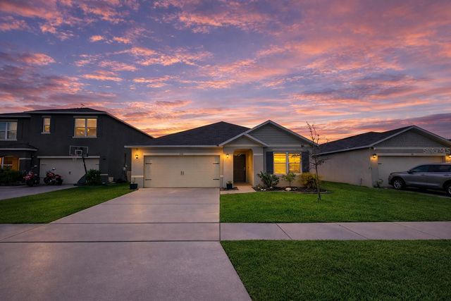 208 OLD MILL POND ROAD, Edgewater, FL 32141