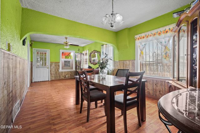 1113 N SAN MARCIAL Street, El Paso, TX 79903