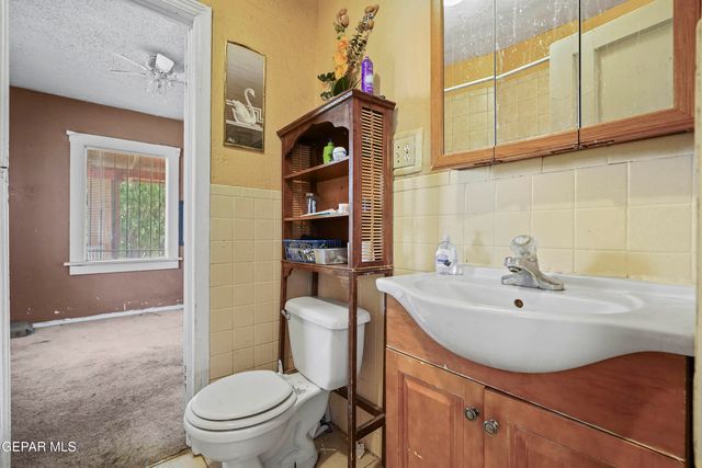 1113 N SAN MARCIAL Street, El Paso, TX 79903