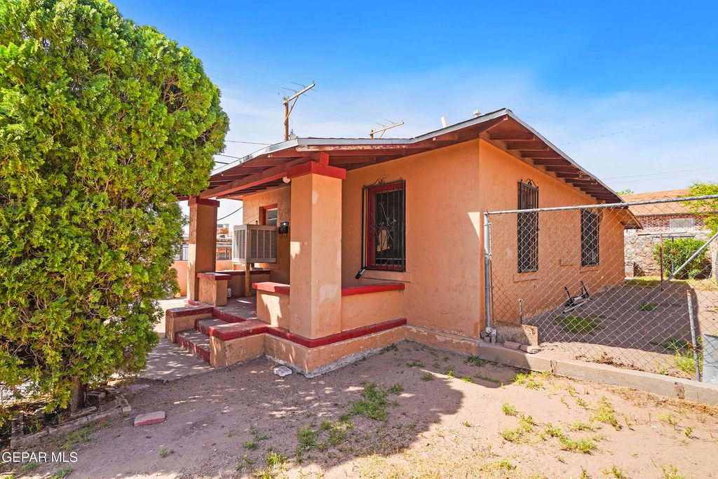 1113 N SAN MARCIAL Street, El Paso, TX 79903